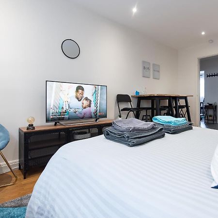 Le Valles - Hypercentre Parking Gratuit Wifi Netflix Amazon Prime Villeurbanne Esterno foto